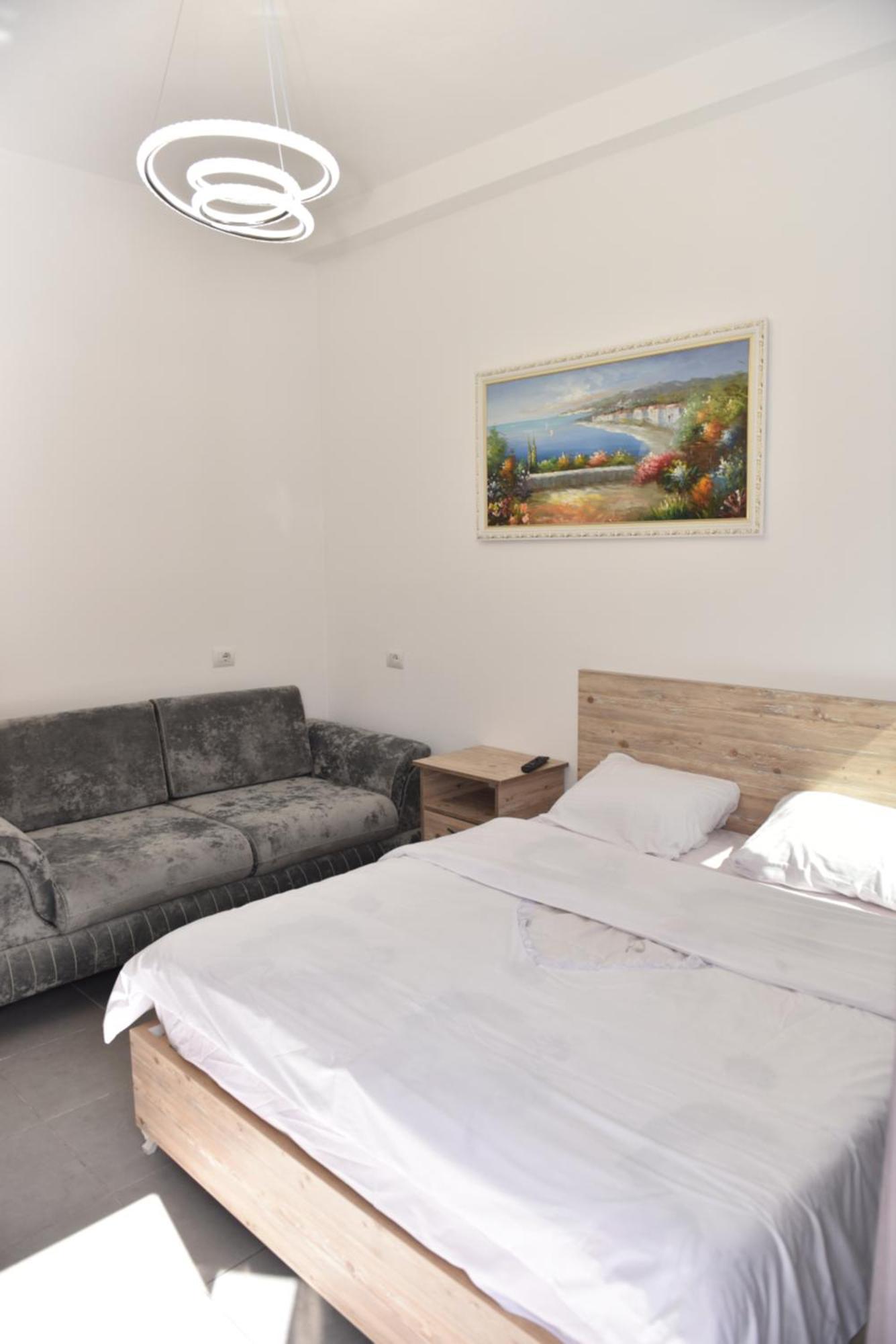 Hotel Termal Peshkopia Kültér fotó