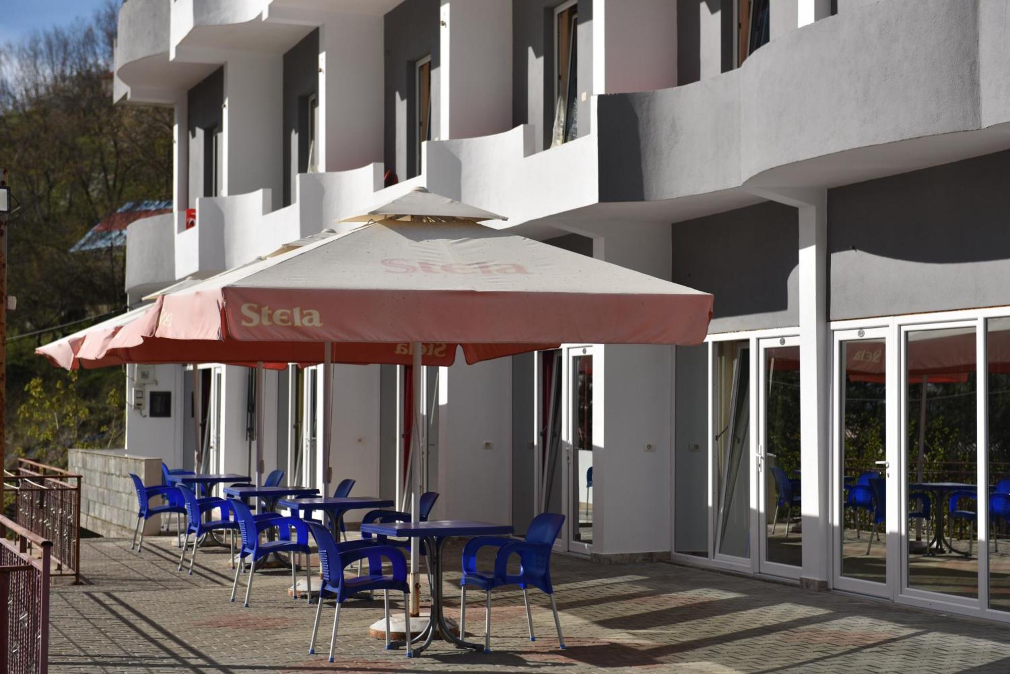 Hotel Termal Peshkopia Kültér fotó